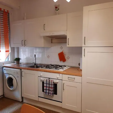 Lägenhet Liguria House *